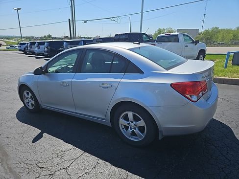 Used 2014 Chevrolet Cruze LT image 7