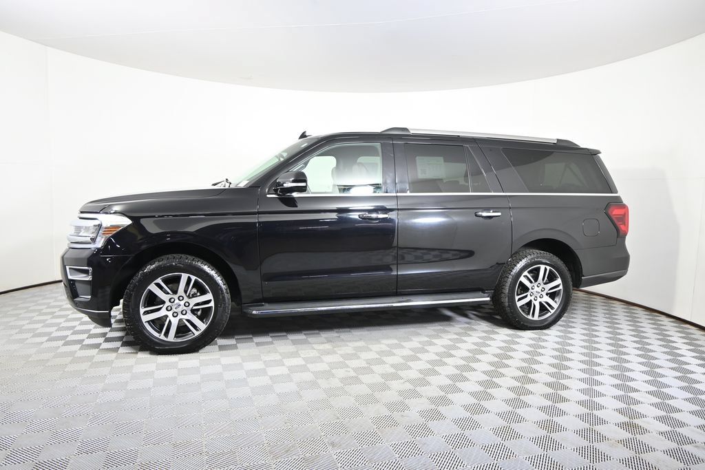Used 2022 Ford Expedition Max Limited AWD/4WD image 2