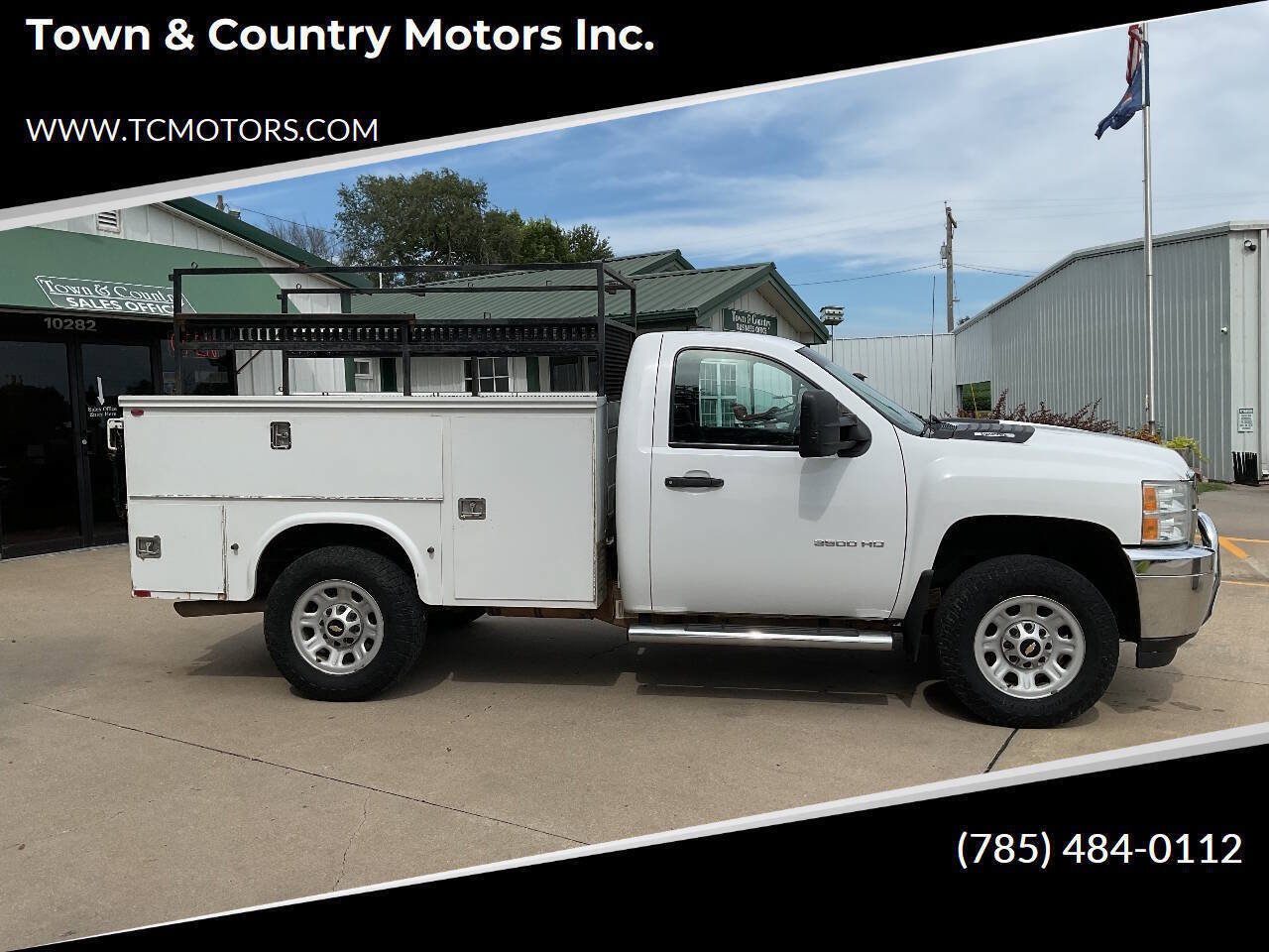 Used 2014 Chevrolet Silverado 3500 W/T AWD/4WD image 1