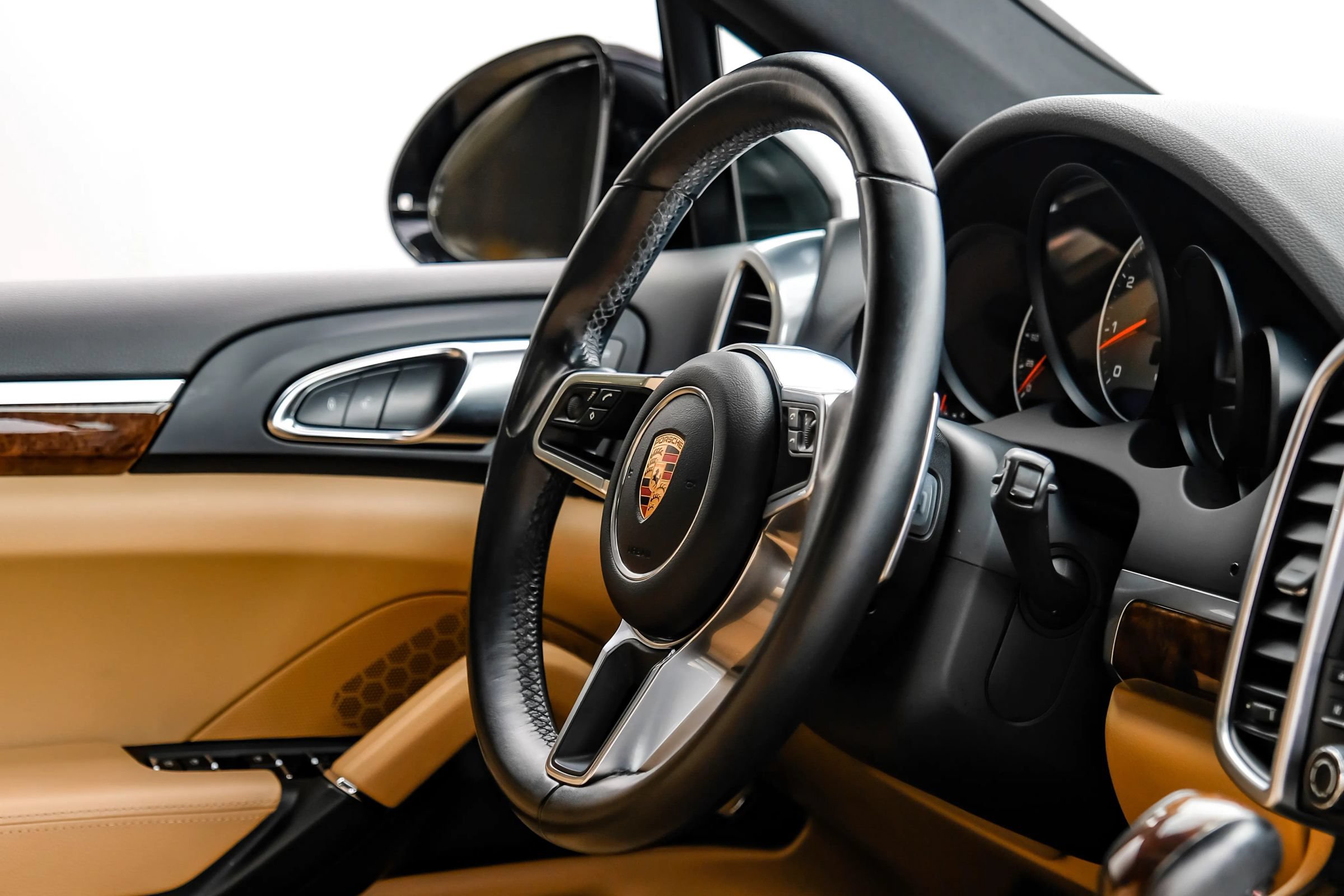 Used 2017 Porsche Cayenne S AWD/4WD image 10