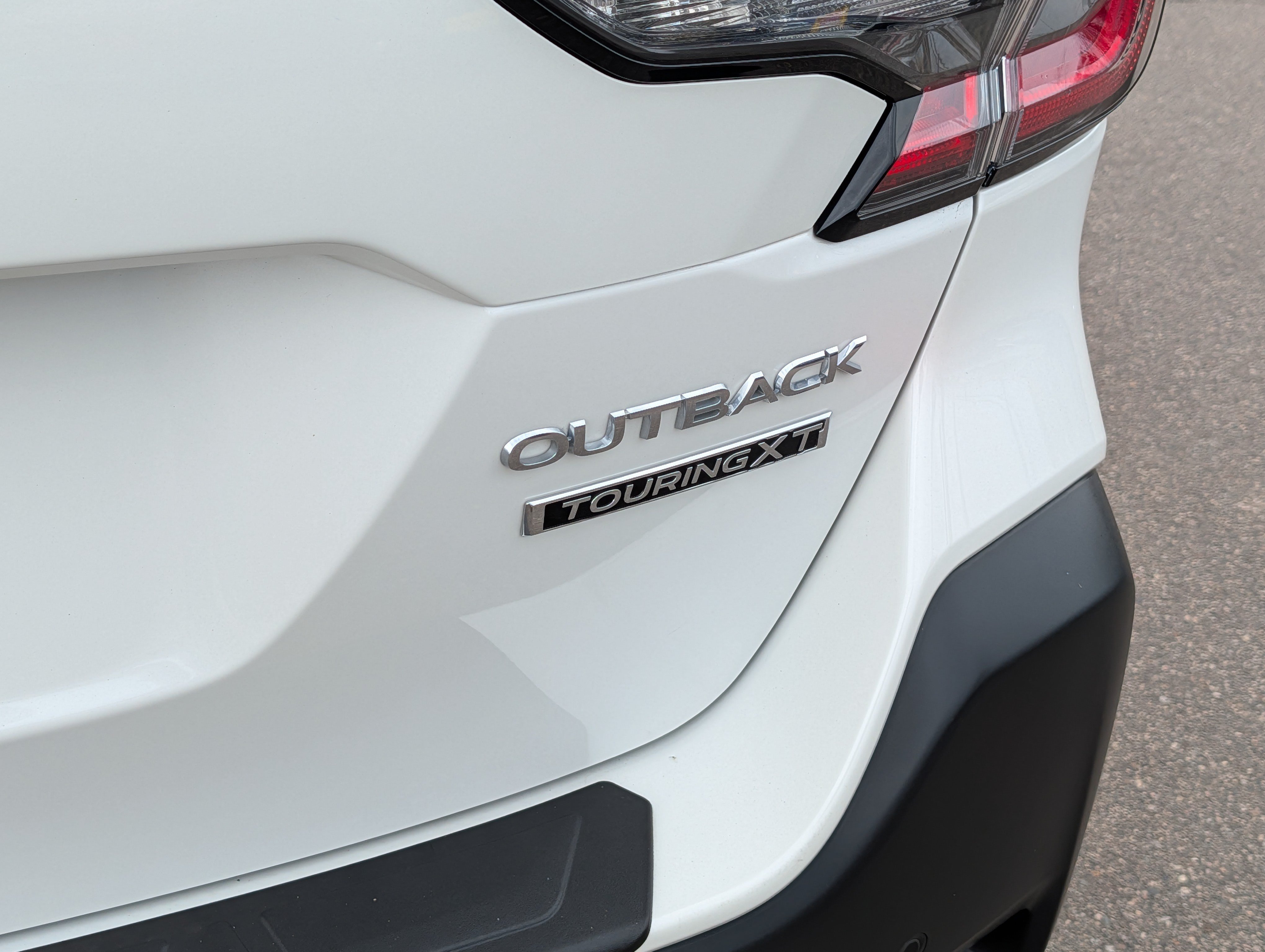 Used 2024 Subaru Outback Touring XT AWD/4WD image 6