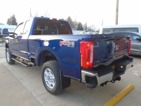 New 2026 Ford F250 XLT w/ FX4 Off-Road Package AWD/4WD image 12