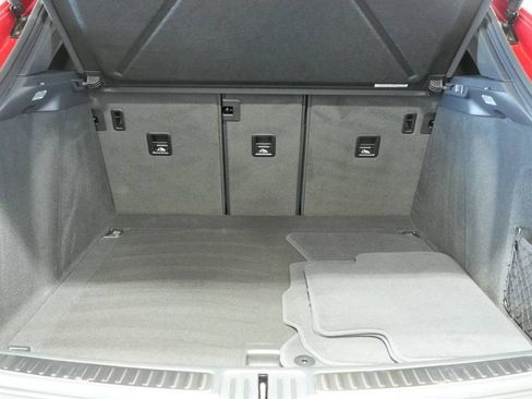 New 2026 Porsche Macan image 28