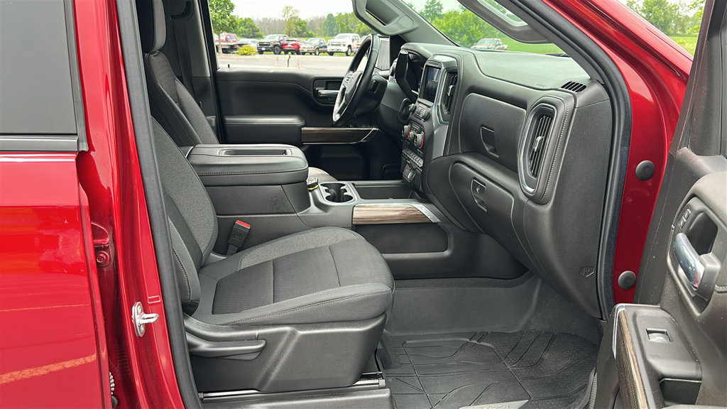 Used 2022 Chevrolet Silverado 1500 LT Trail Boss w/ Safety Package AWD/4WD image 31