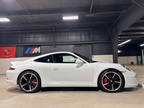Used 2015 Porsche 911 Carrera S RWD image 1