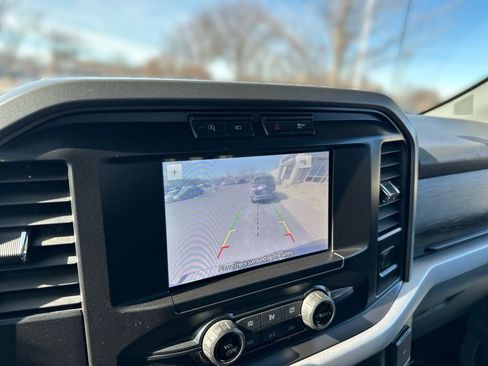 Used 2021 Ford F150 XLT image 22