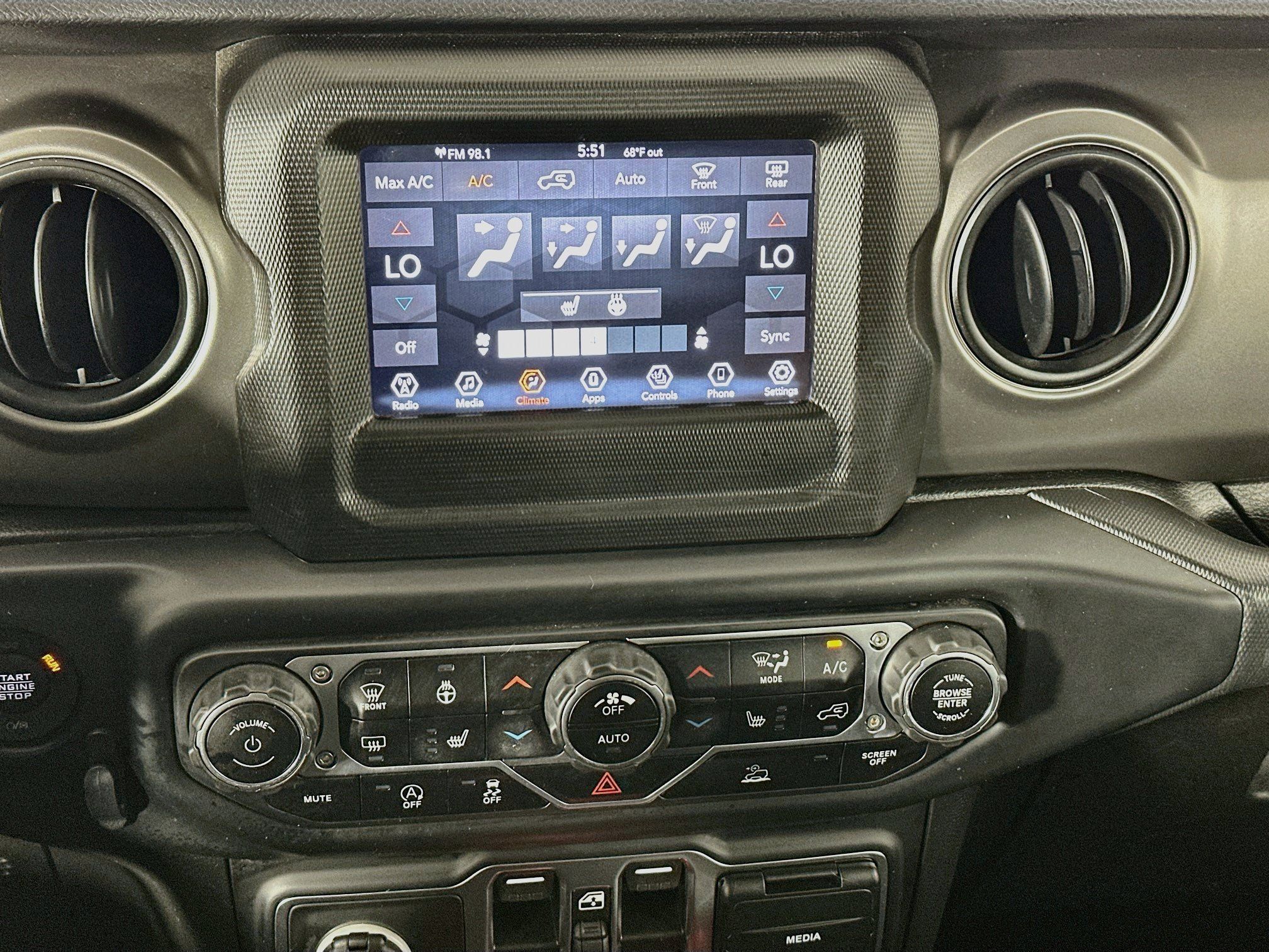 Used 2021 Jeep Wrangler Unlimited Sport AWD/4WD image 22