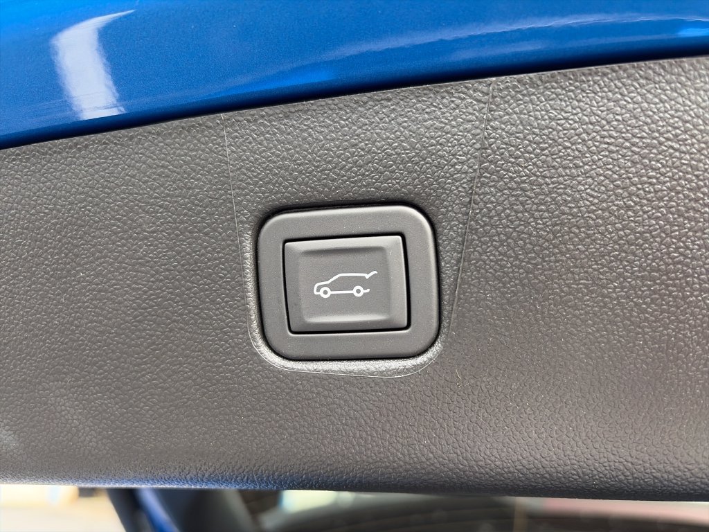 New 2026 Chevrolet Blazer LT w/ Sound & Technology Package AWD/4WD image 8