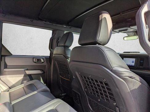 Used 2022 Ford Bronco Black Diamond image 27