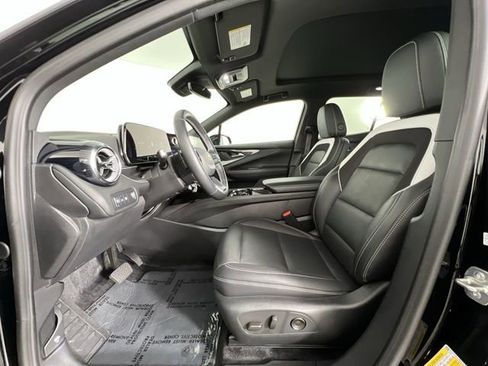 Used 2024 Chevrolet Blazer EV LT image 20