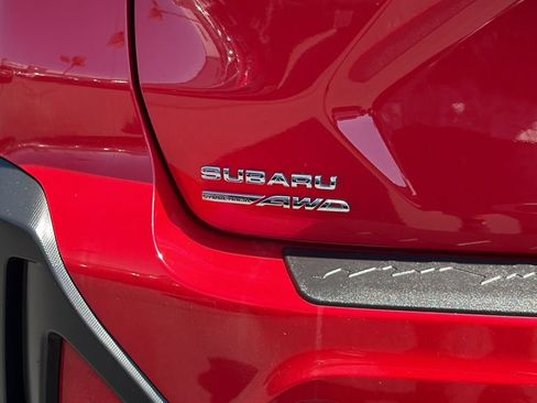 Used 2025 Subaru Crosstrek 2.5i Premium AWD/4WD image 12