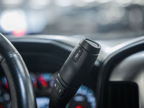 Used 2017 Chevrolet Silverado 1500 LTZ Z71 w/ LTZ Plus Package image 35