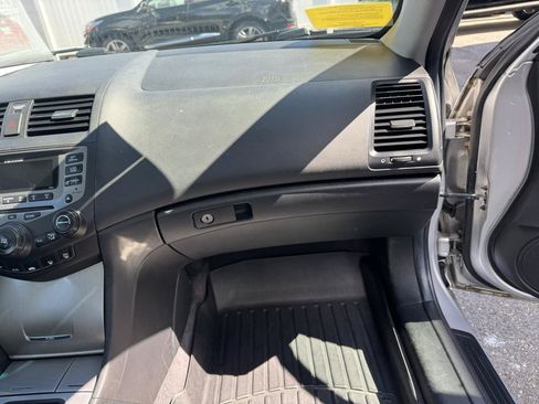 Used 2006 Honda Accord EX-L image 33