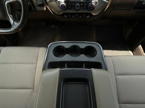 Used 2018 Chevrolet Silverado 1500 LT w/ Texas Edition AWD/4WD image 19