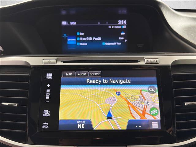 Used 2016 Honda Accord Touring image 3