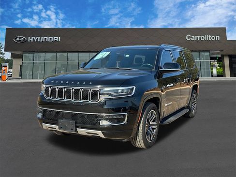 Used 2023 Jeep Wagoneer Series II AWD/4WD image 1