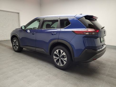 Used 2023 Nissan Rogue SV FWD image 5