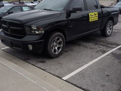 Used 2019 RAM 1500 Lone Star RWD image 2