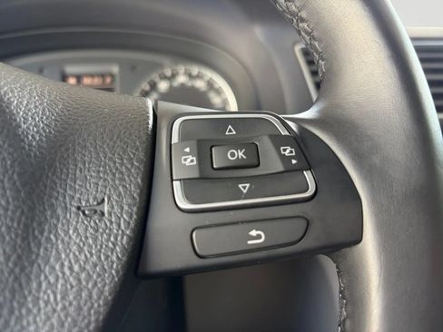 Used 2015 Volkswagen Passat TDI SEL Premium FWD image 31