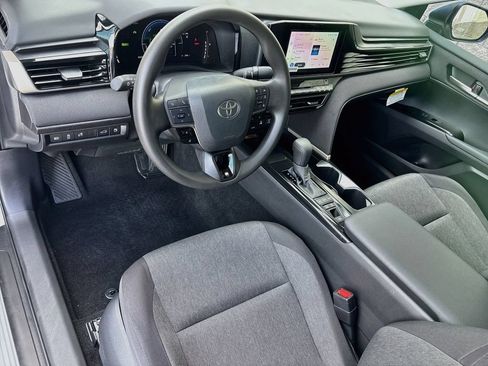 Used 2026 Toyota Camry LE FWD image 9
