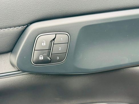 Used 2024 Ford Ranger Lariat w/ FX4 Off-Road Package image 36