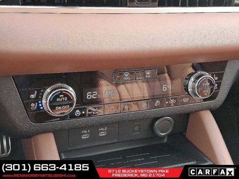 New 2025 Mitsubishi Outlander SEL image 16