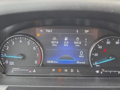 Used 2022 Ford Explorer XLT image 13