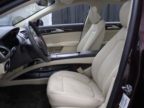 Used 2013 Lincoln MKZ Luxury image 11