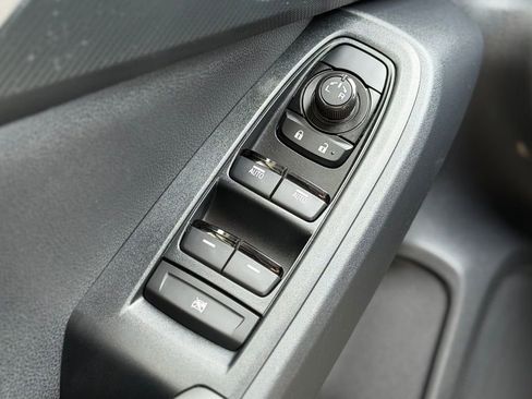 Used 2024 Subaru Crosstrek 2.0i Premium image 20