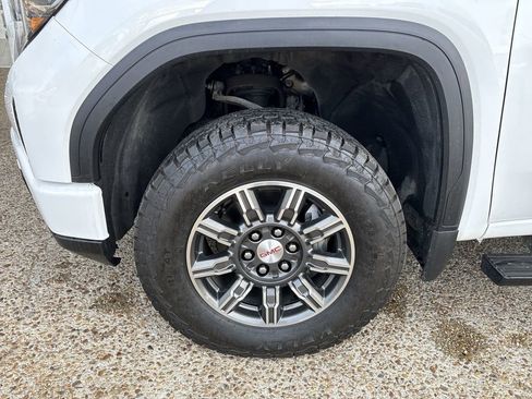 Certified 2024 GMC Sierra 1500 AT4 w/ Technology Package image 34