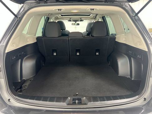 Used 2023 Subaru Forester Premium AWD/4WD image 24