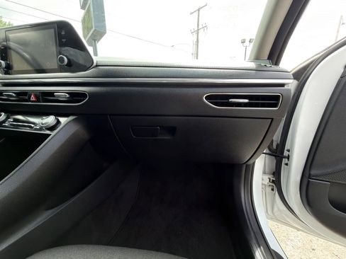 Used 2020 Hyundai Sonata SEL w/ Convenience + Sunroof Package FWD image 5