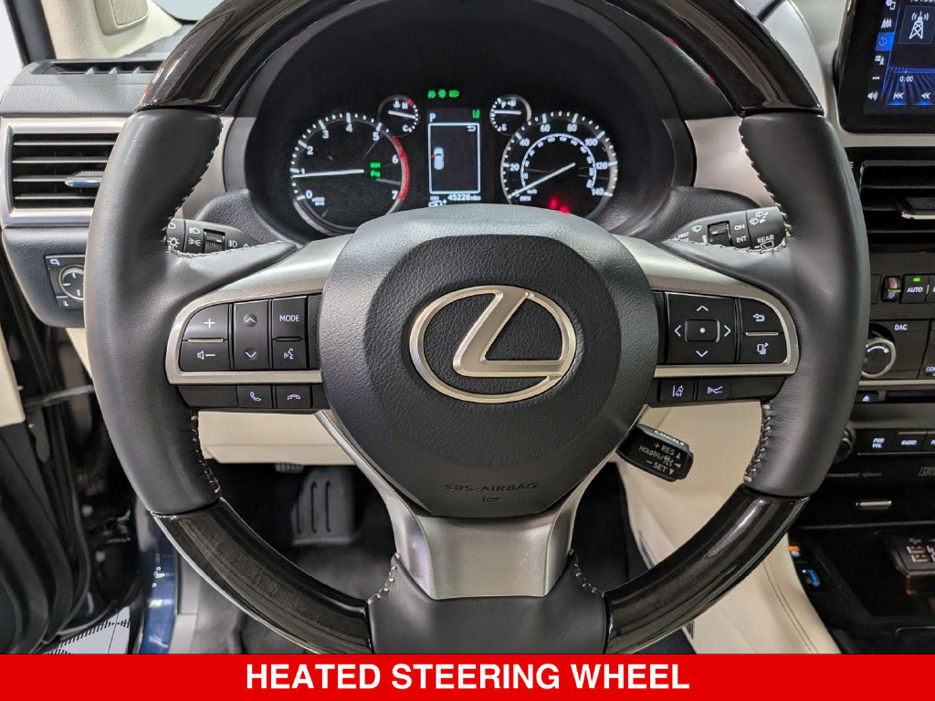 Used 2023 Lexus GX 460 Luxury w/ Sport Design Package AWD/4WD image 16