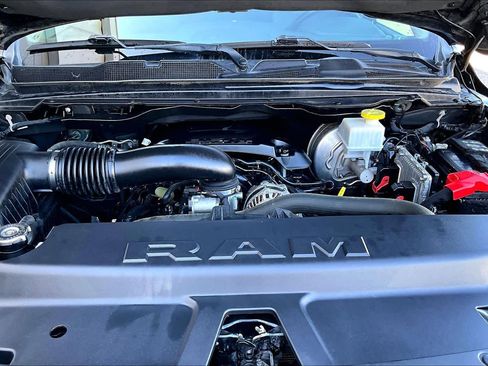 Used 2021 RAM 1500 Laramie image 32