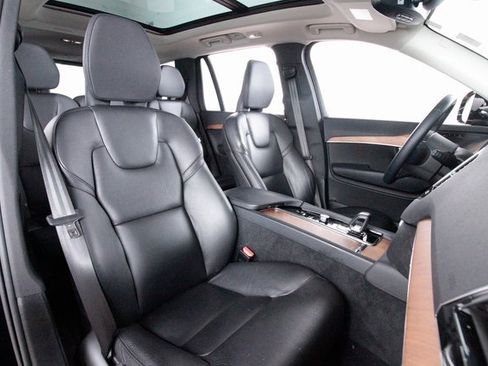 Certified 2023 Volvo XC90 B6 Plus w/ Protection Package Premier image 19