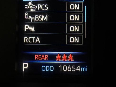 Used 2025 Toyota Tundra SR5 w/ SR5 Convenience Package AWD/4WD image 15