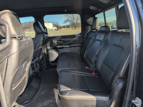 Used 2020 RAM 1500 Limited w/ Black Appearance Package image 34