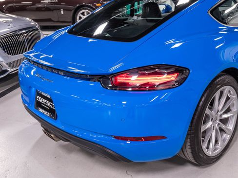 Used 2025 Porsche 718 Cayman RWD image 55