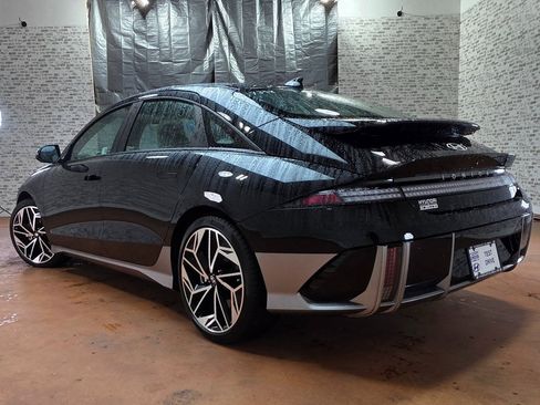 Certified 2025 Hyundai Ioniq 6 SEL image 5