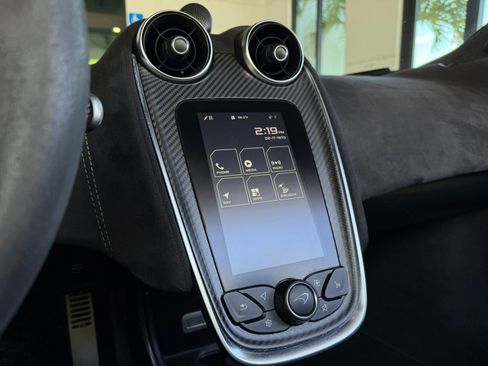 Used 2018 McLaren 570S Spider image 36