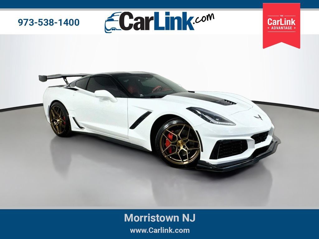 Used 2014 Chevrolet Corvette Stingray Coupe w/ 3LT Preferred Equipment Group RWD image 1