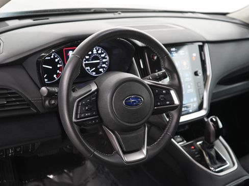 Used 2025 Subaru Outback Premium AWD/4WD image 21