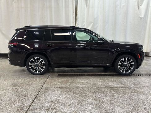 Used 2023 Jeep Grand Cherokee L Overland image 6