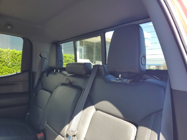 Used 2021 Chevrolet Silverado 1500 RST w/ Convenience Package II AWD/4WD image 12