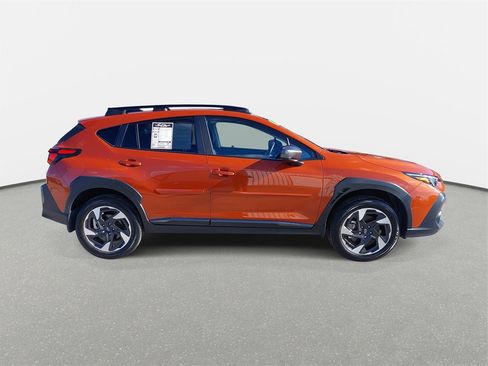Used 2024 Subaru Crosstrek 2.5i Limited image 4