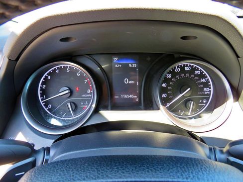 Used 2022 Toyota Camry SE w/ Convenience Package image 34