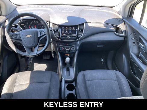 Used 2018 Chevrolet Trax LT AWD/4WD image 10