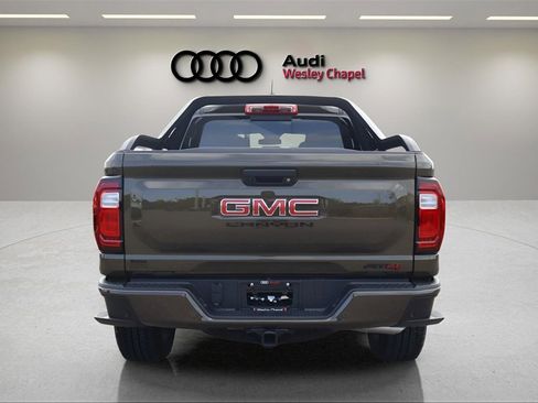Used 2025 GMC Canyon AT4 w/ Nightfall Edition image 4