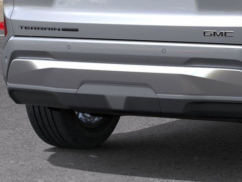 New 2026 GMC Terrain Denali w/ LPO, Black Badging Package image 15