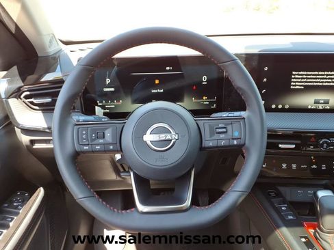 New 2026 Nissan Kicks SR w/ SR Premium Package AWD/4WD image 12